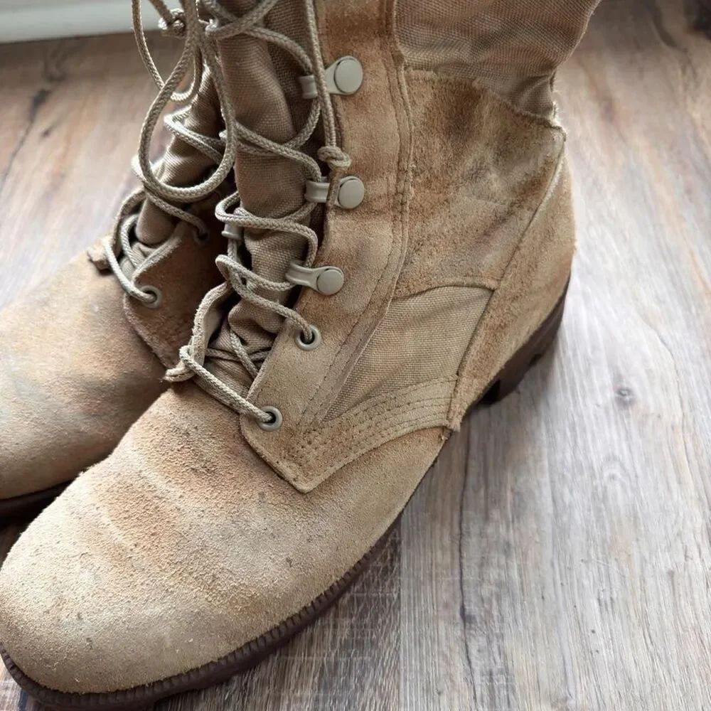 Unbranded Men's Tan and Cream Boots
